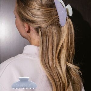 PARKE claw clip in lilac